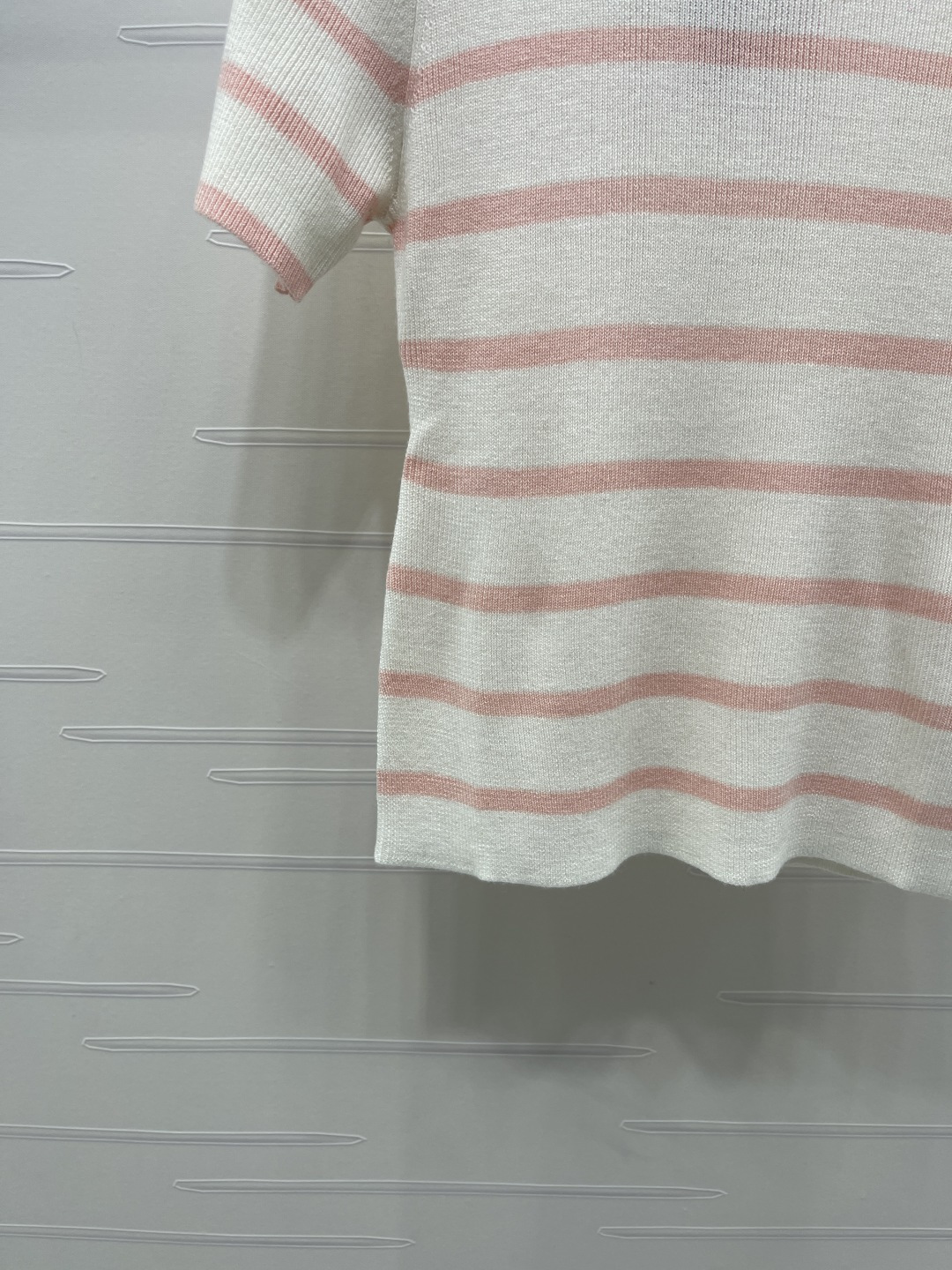 Women's short sleeves